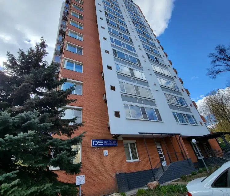 Продаётся 4-комнатная квартира, 150 м²