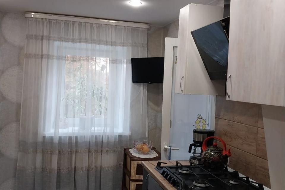 Продаётся 3-комнатная квартира, 60.9 м²