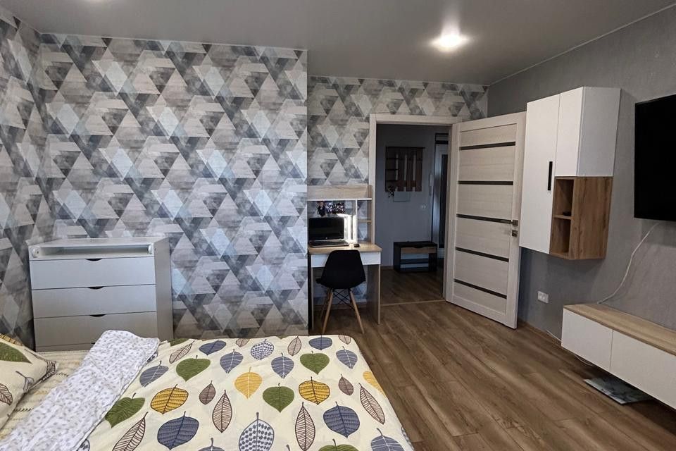 Продаётся 1-комнатная квартира, 49 м²