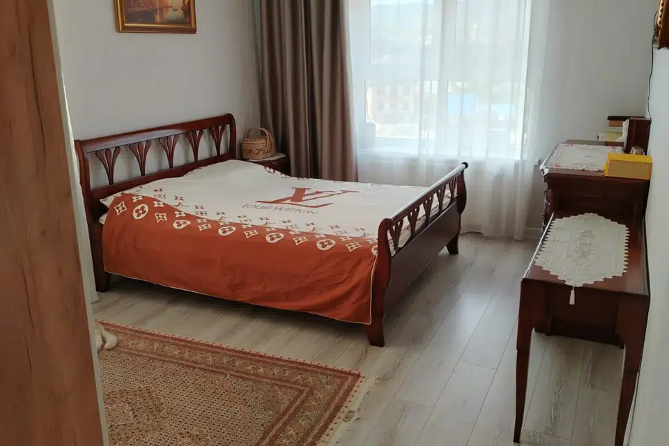 Продаётся 1-комнатная квартира, 46.5 м²
