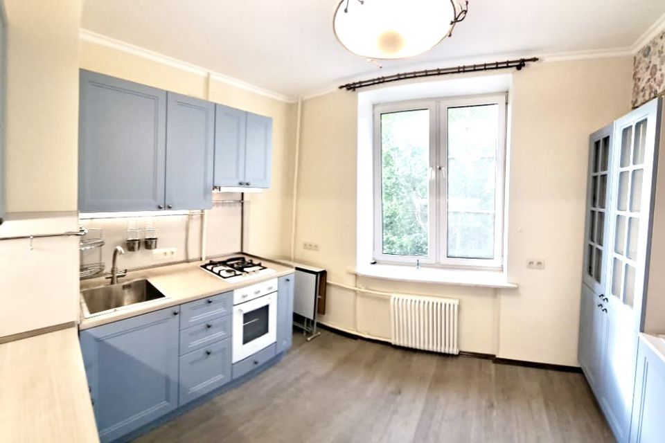 Продаётся 4-комнатная квартира, 108.8 м²