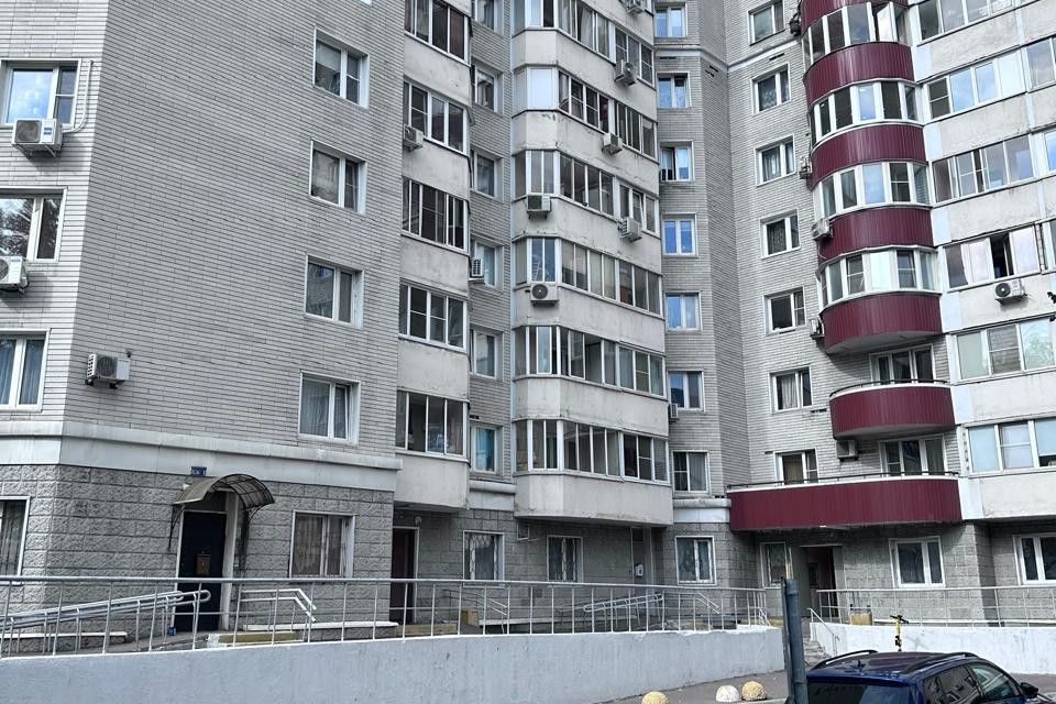 Продаётся 2-комнатная квартира, 50.7 м²