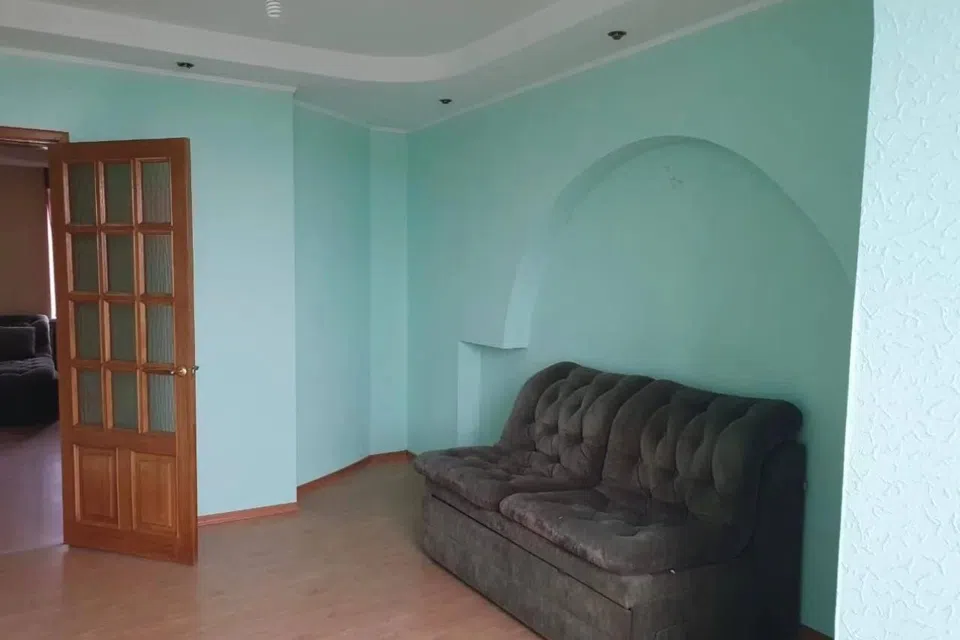 Продаётся 4-комнатная квартира, 86 м²