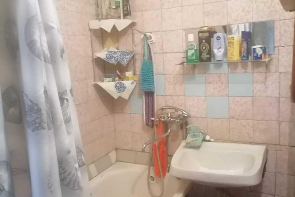 Продаётся 3-комнатная квартира, 62 м²