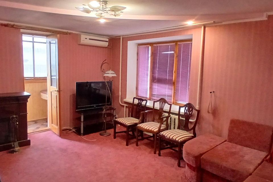 Продаётся 3-комнатная квартира, 73 м²