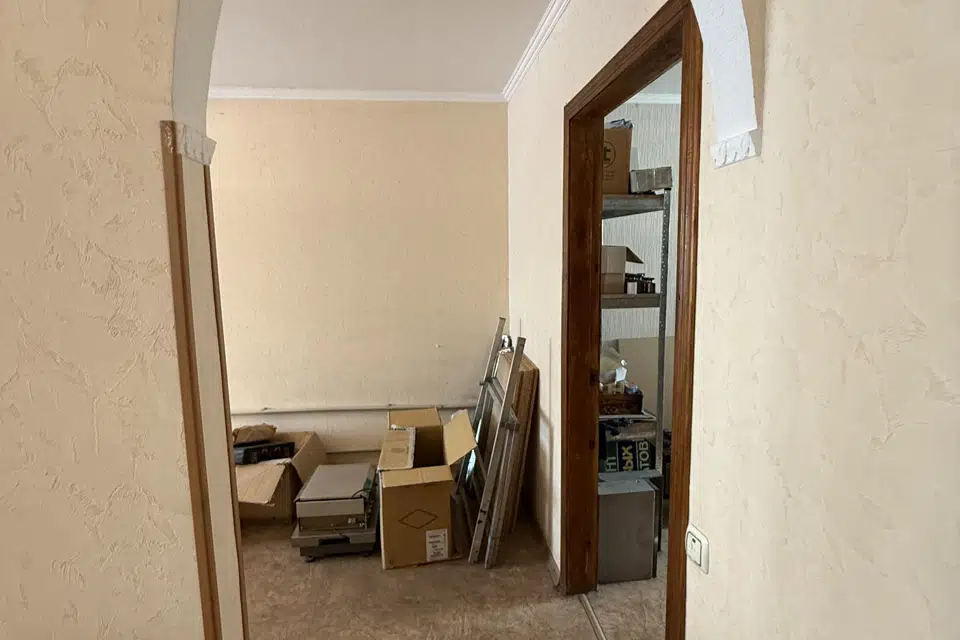 Продаётся 3-комнатная квартира, 56 м²