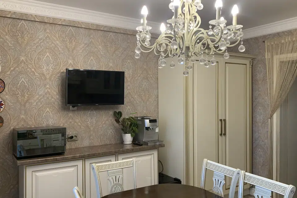 Продаётся 5-комнатная квартира, 136.9 м²