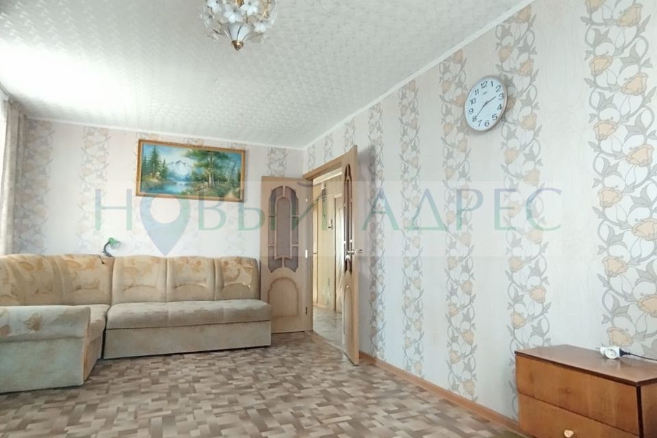 Продаётся 4-комнатная квартира, 74 м²