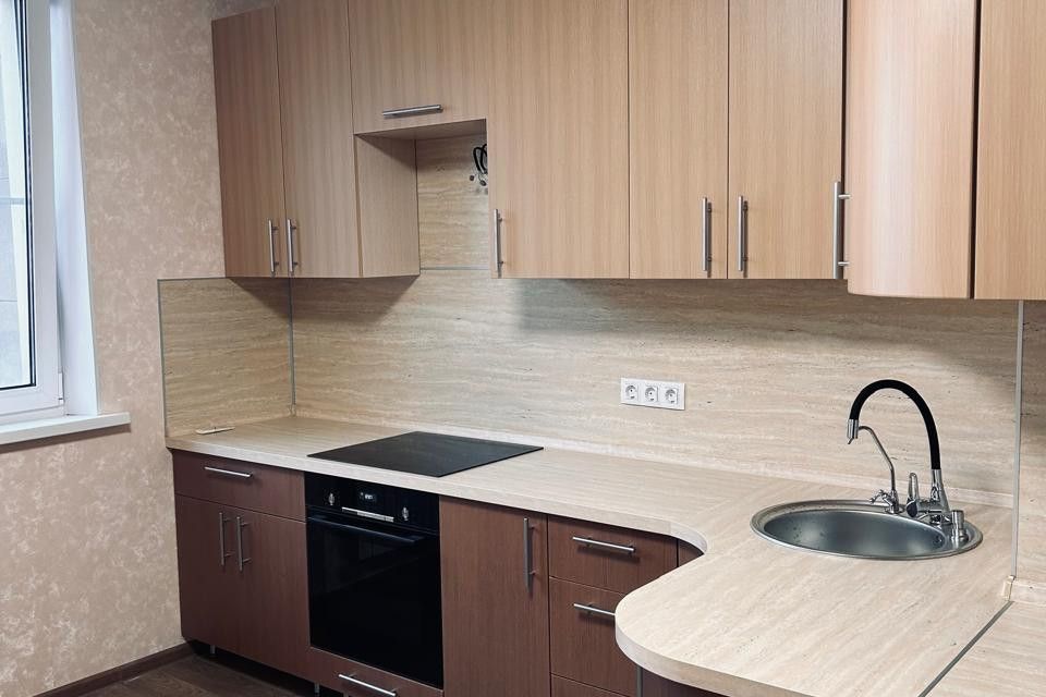 Продаётся 2-комнатная квартира, 64.1 м²