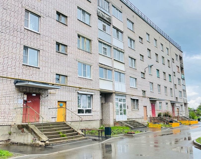 Продаётся 1-комнатная квартира, 32 м²