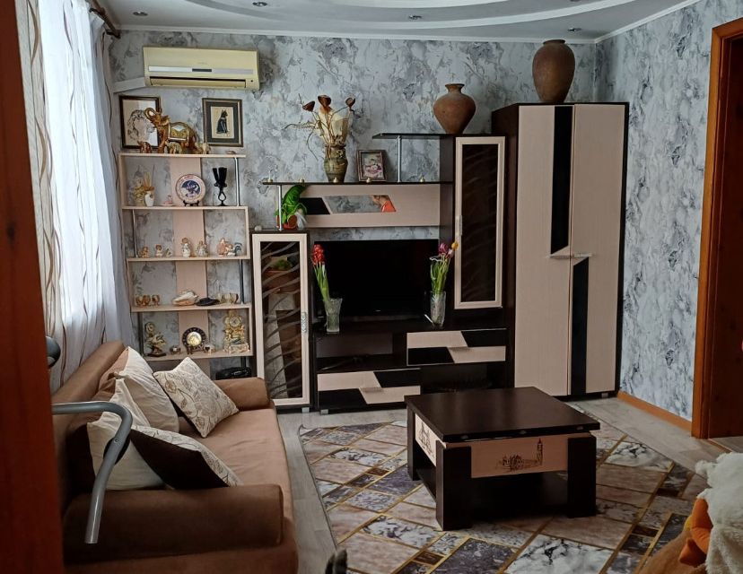 Продаётся 3-комнатная квартира, 61 м²