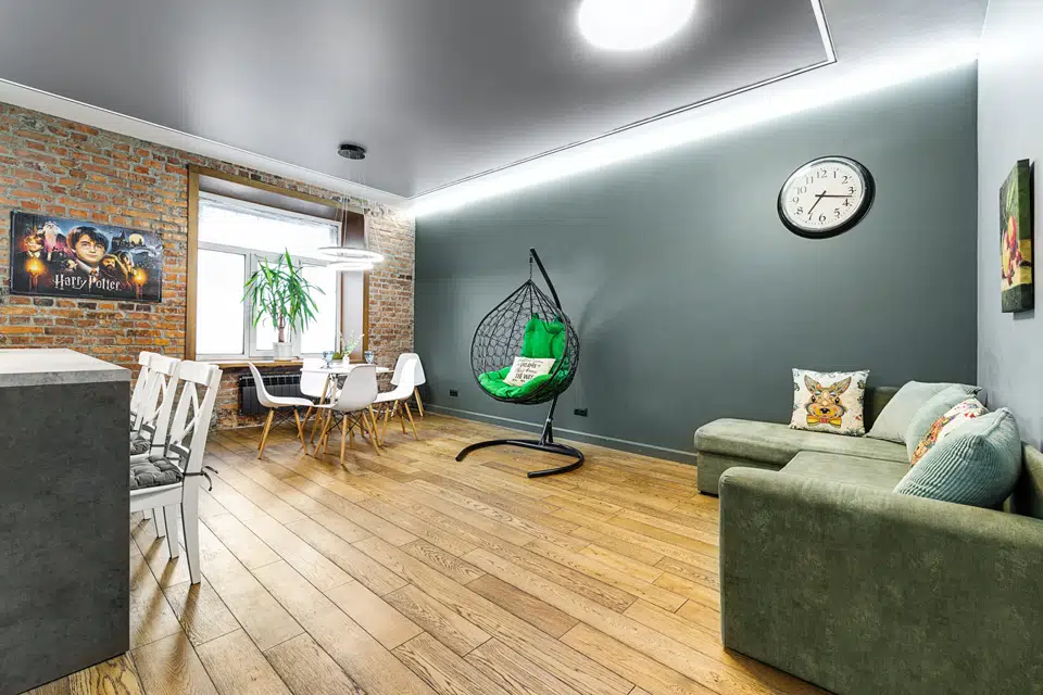 Продаётся 4-комнатная квартира, 98 м²