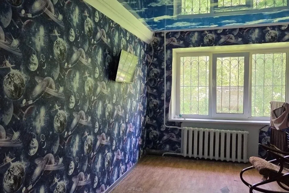 Продаётся 3-комнатная квартира, 52.9 м²