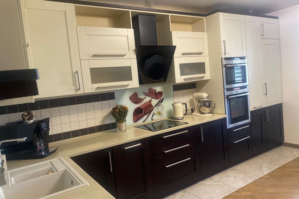 Продаётся 2-комнатная квартира, 70.1 м²