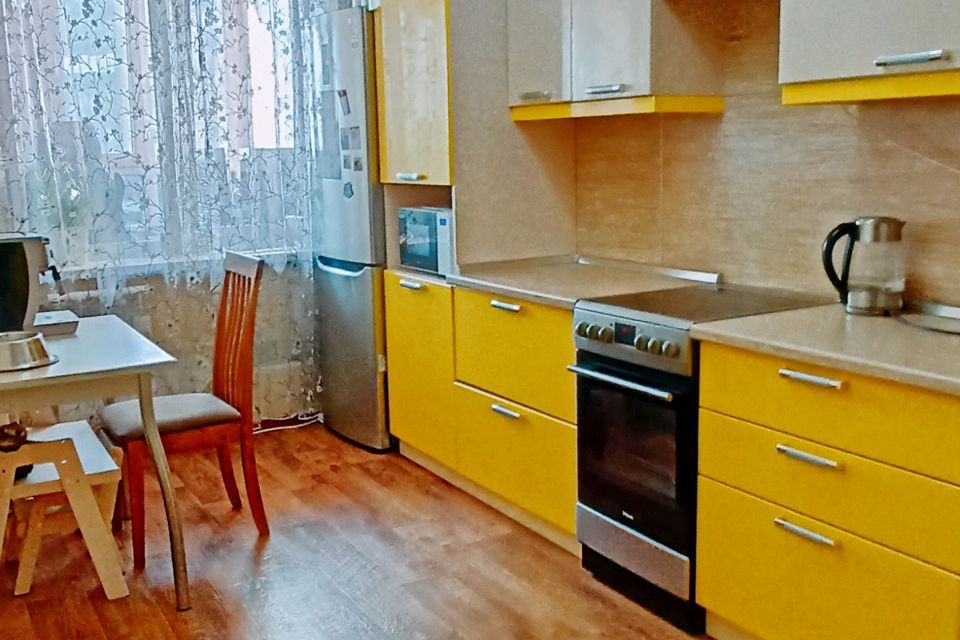 Продаётся 2-комнатная квартира, 61.9 м²