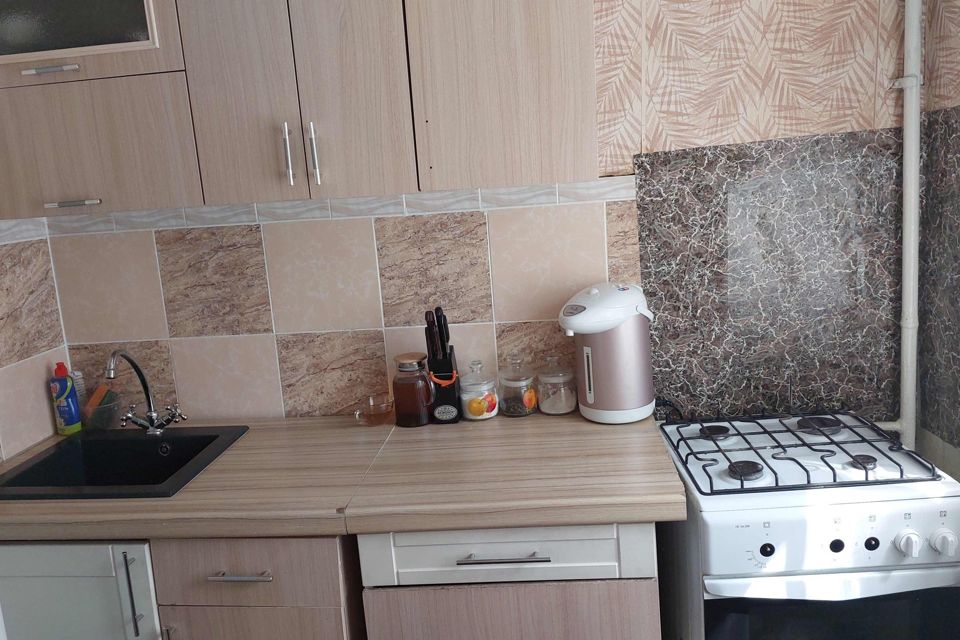 Продаётся 1-комнатная квартира, 32 м²