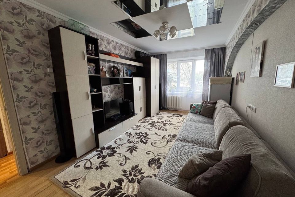 Продаётся 3-комнатная квартира, 61.2 м²