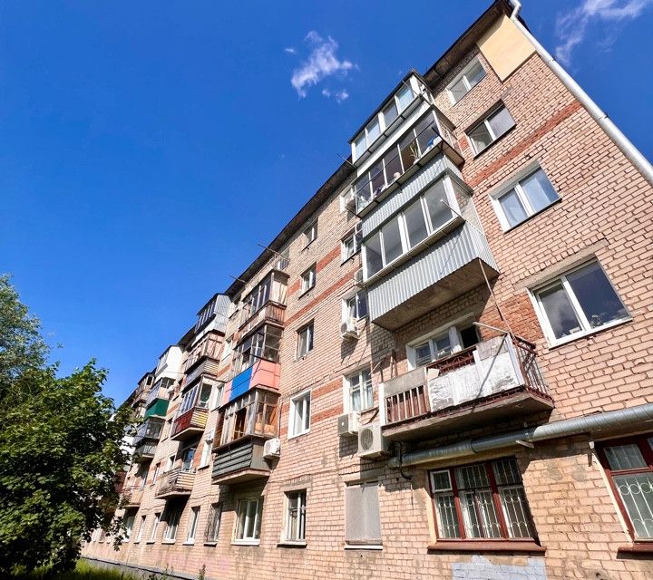 Продаётся комната в 4-комн. квартире, 14 м²