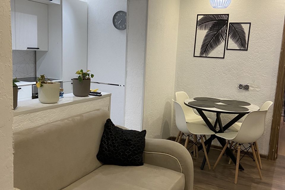 Продаётся 3-комнатная квартира, 63 м²