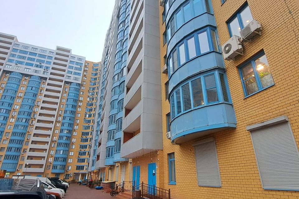 Продаётся 3-комнатная квартира, 120.5 м²