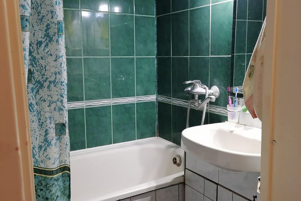 Продаётся 4-комнатная квартира, 83.3 м²