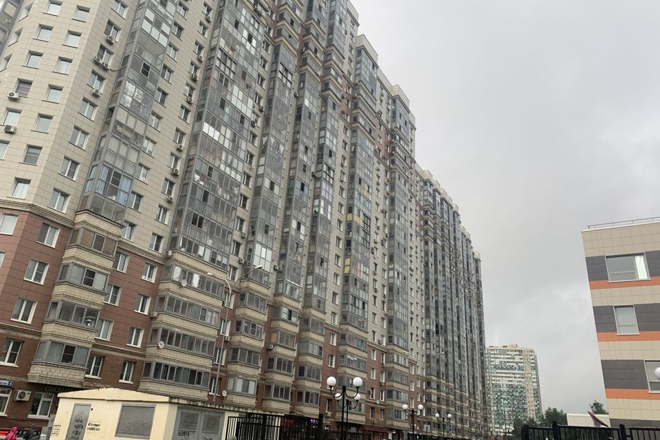 Продаётся 2-комнатная квартира, 64.4 м²