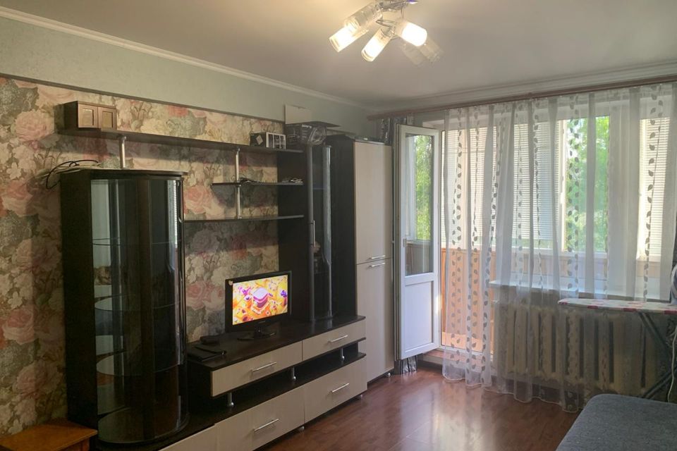 Продаётся 3-комнатная квартира, 63.5 м²