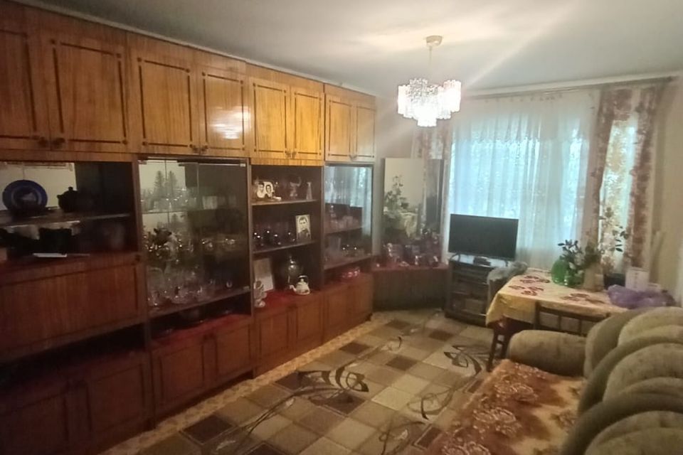 Продаётся 3-комнатная квартира, 61.2 м²