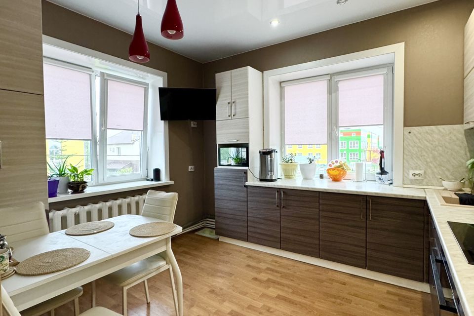 Продаётся 3-комнатная квартира, 64 м²