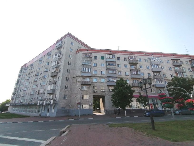 Продаётся 4-комнатная квартира, 82 м²