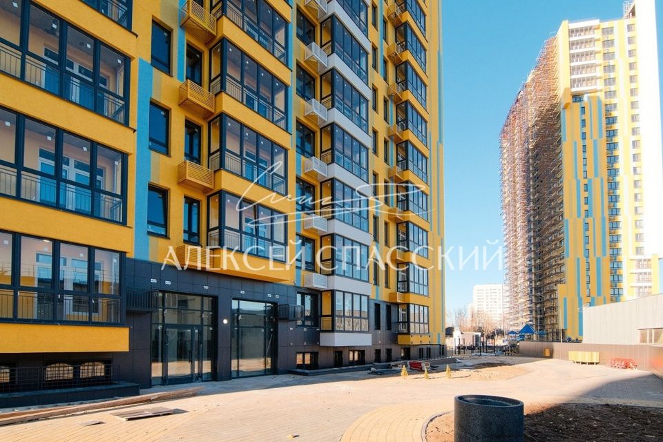 Продаётся 2-комнатная квартира, 66.98 м²