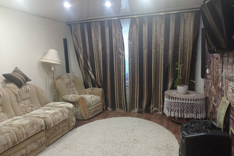 Продаётся 3-комнатная квартира, 57.1 м²