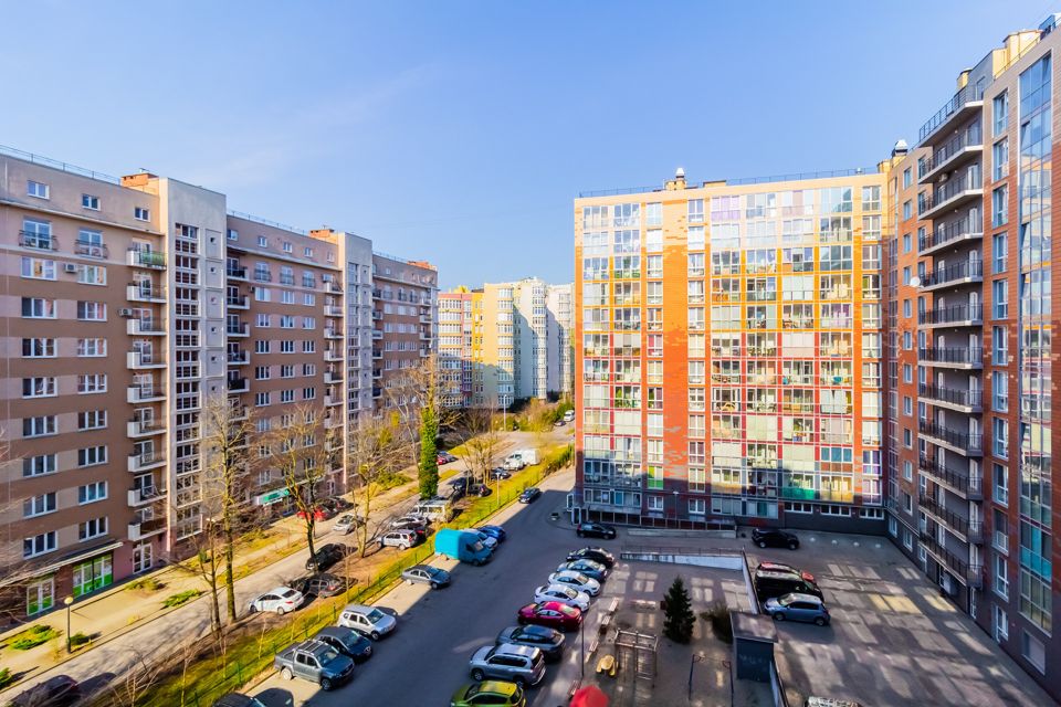 Продаётся 2-комнатная квартира, 82.5 м²