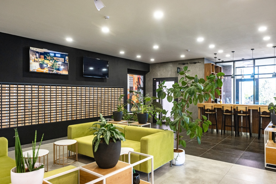 Продаётся 2-комнатная квартира, 63.7 м²