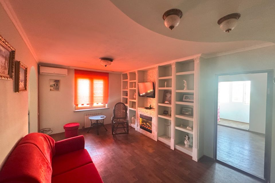 Продаётся 2-комнатная квартира, 56 м²