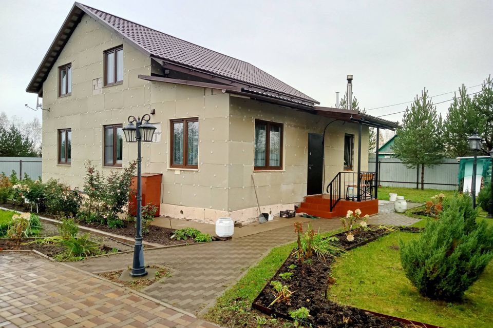Продаётся 2-этажный дом, 156 м²