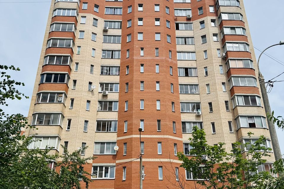 Продаётся 2-комнатная квартира, 56 м²