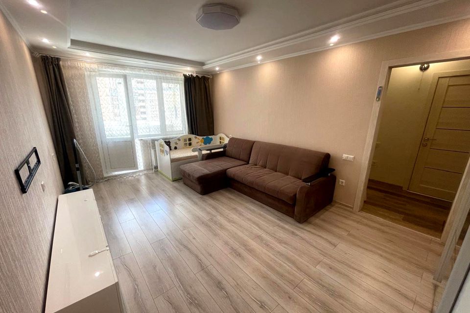Продаётся 1-комнатная квартира, 42.5 м²