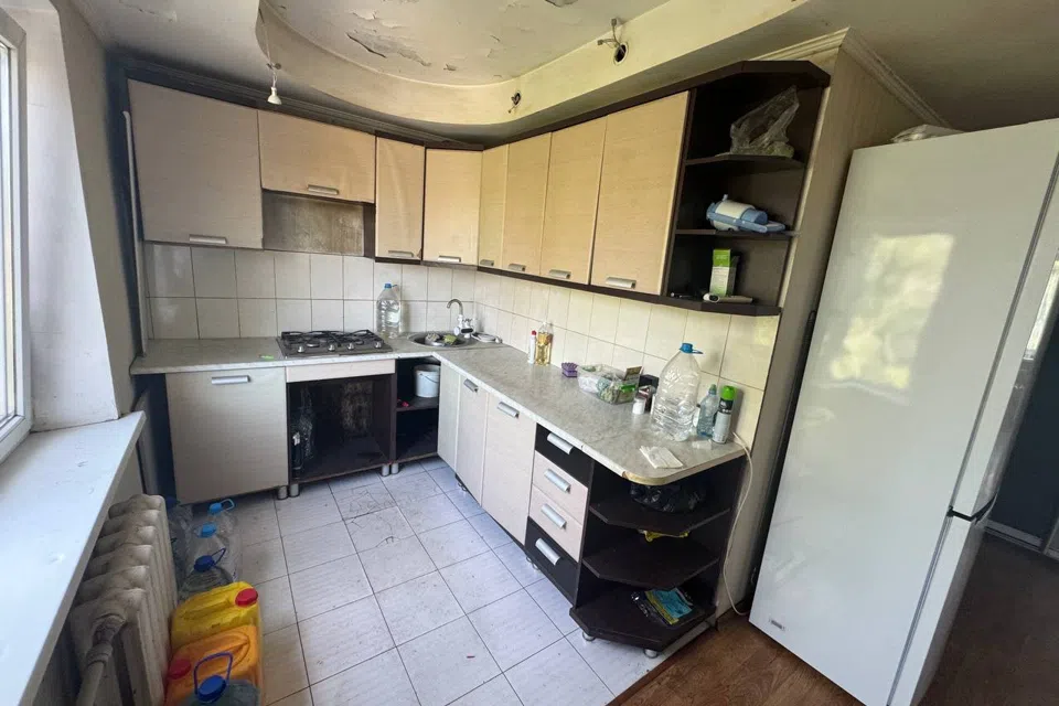 Продаётся 3-комнатная квартира, 6 м²