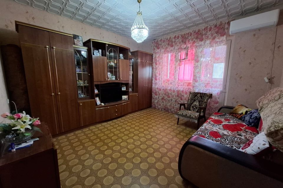 Продаётся 3-комнатная квартира, 59.7 м²