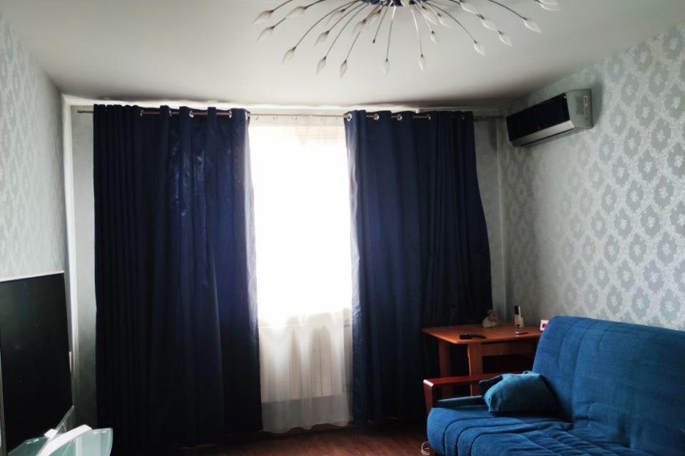 Продаётся 3-комнатная квартира, 76.8 м²