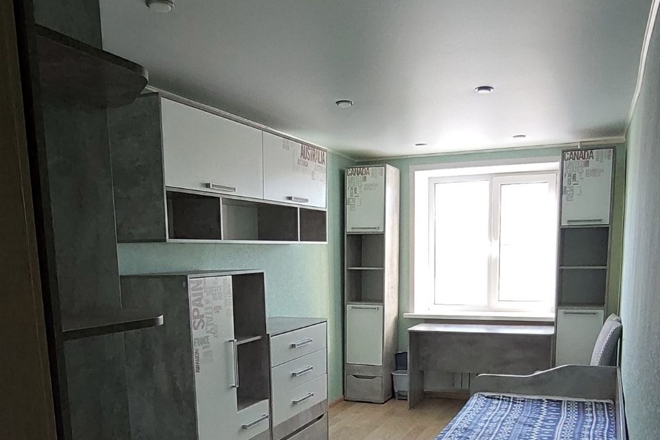 Продаётся 3-комнатная квартира, 57.6 м²