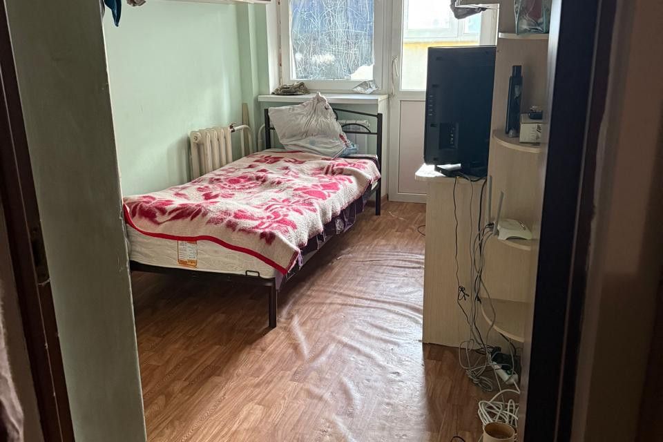 Продаётся 3-комнатная квартира, 55.8 м²