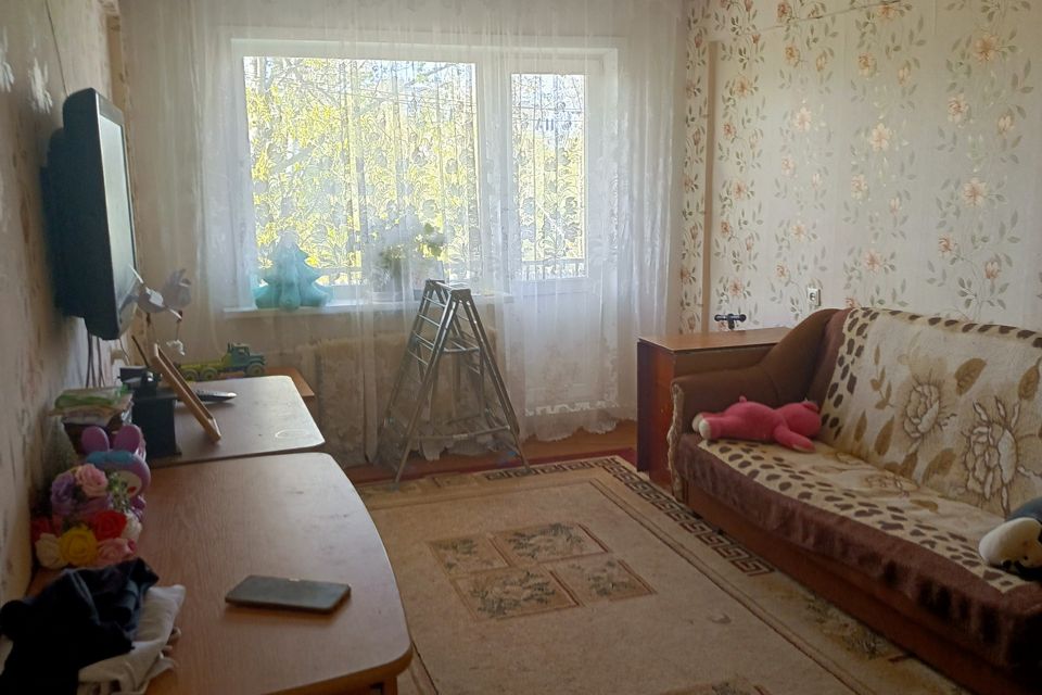 Продаётся 3-комнатная квартира, 58.2 м²
