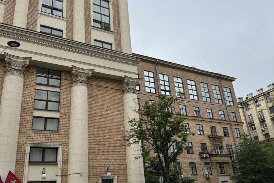 Продаётся 2-комнатная квартира, 63 м²