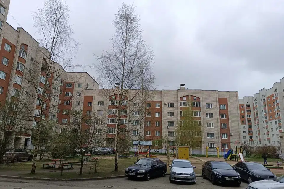 Продаётся 1-комнатная квартира, 42.3 м²