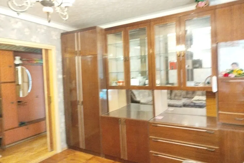 Продаётся 3-комнатная квартира, 63.5 м²