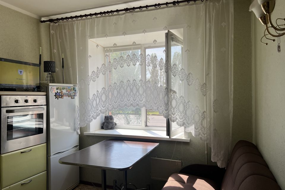 Продаётся 1-комнатная квартира, 38 м²