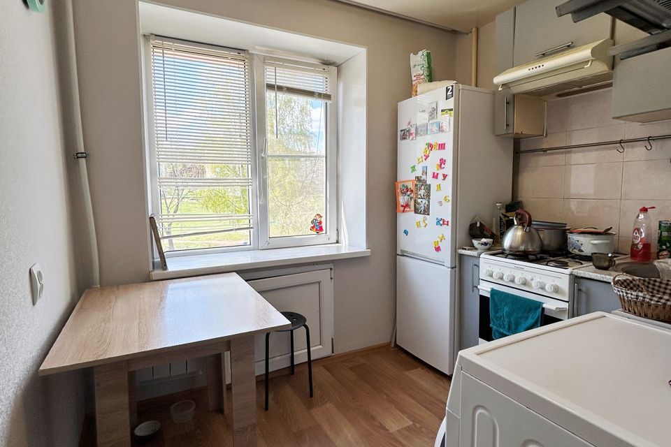 Продаётся 3-комнатная квартира, 55.2 м²