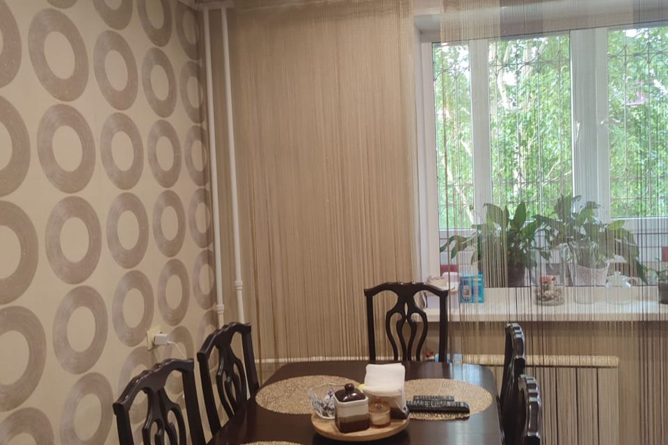 Продаётся 3-комнатная квартира, 82 м²